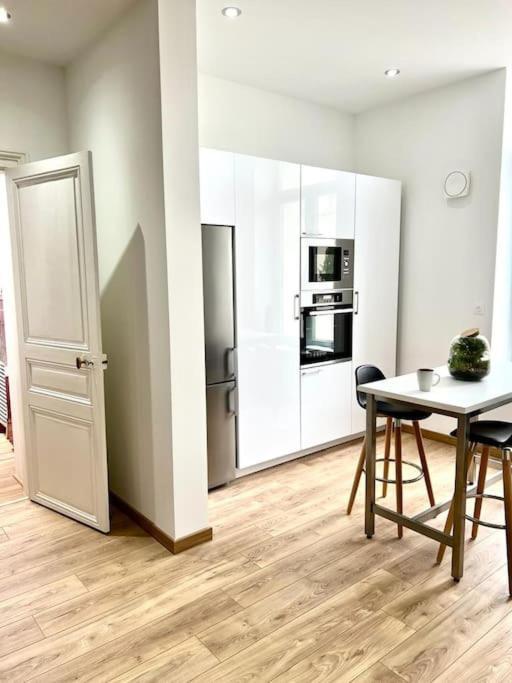 Ferienwohnung Cosy T3 Centre Reims/Pkg Prive Exterior foto